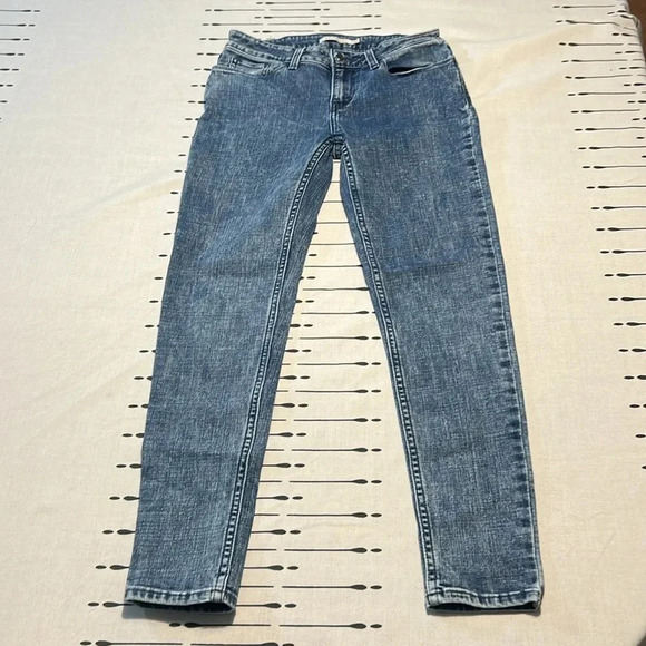 Levi's 535 Super Skinny Crop Denim Jeans.  Studded Back pockets. Size 27 - Picture 4 of 12
